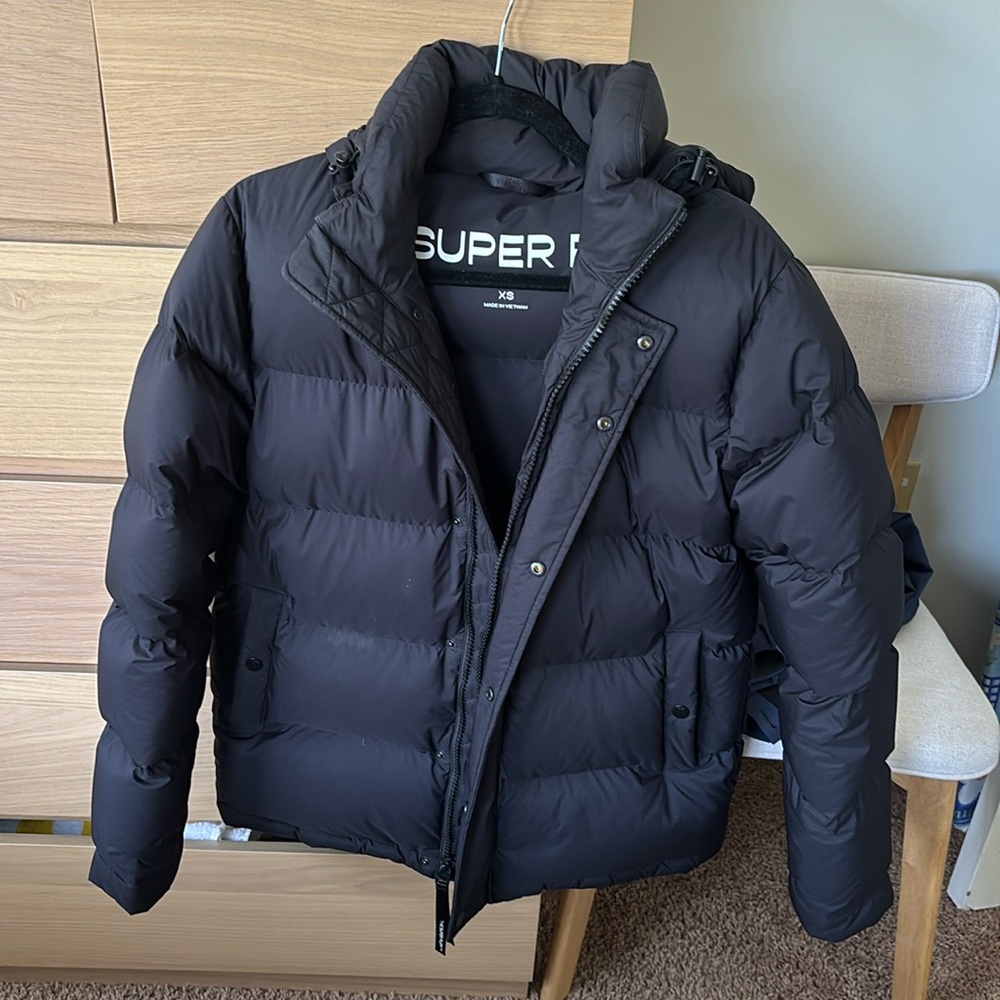 Aritzia Mr. Super Puff Jacket Black size XS
